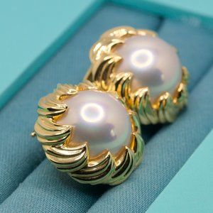 TIFFANY & CO 18K YELLOW GOLD MABE PEARL CLIP ON EARRINGS